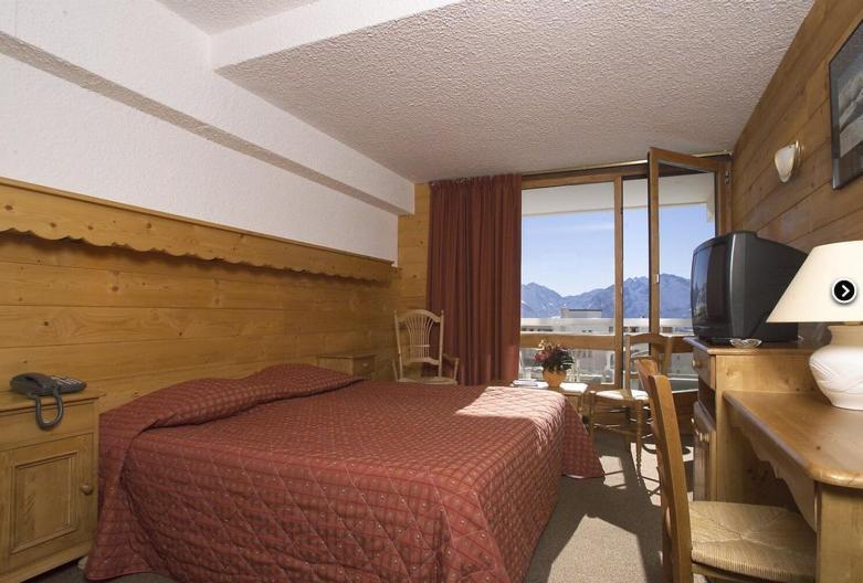 Hotel Le Dome Alpe d'Huez Szoba fotó